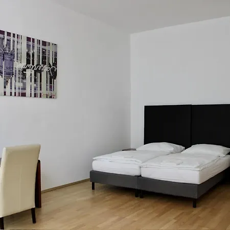 Apartment 24h Self Check-in By H&h *