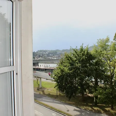 Apartment 24h Self Check-in By H&h *