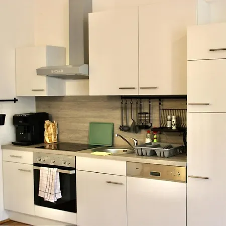 Apartment 24h Self Check-in By H&h