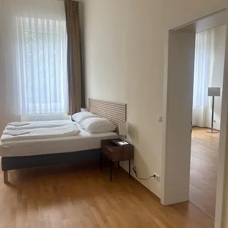 24h Self Check-in By H&h Apartment