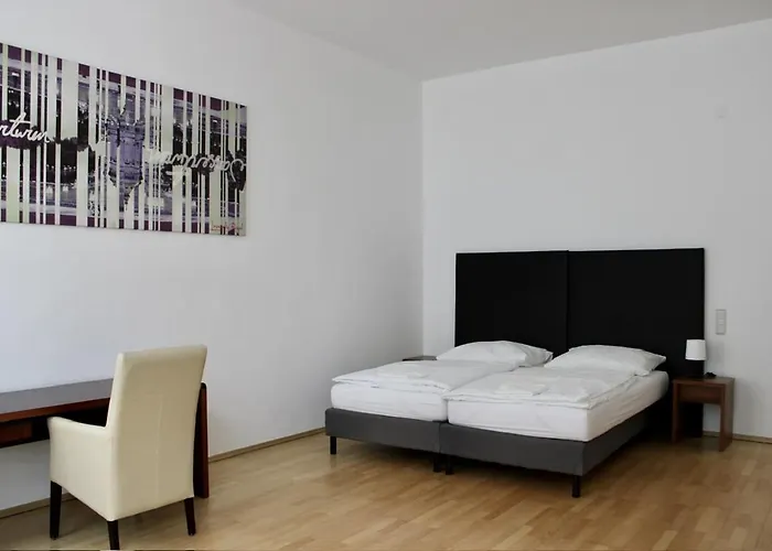 Apartment 24h Self Check-in By H&h *