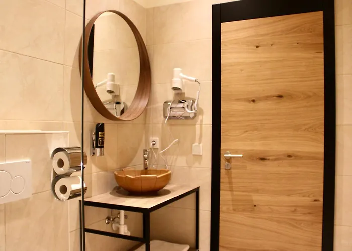 24h Self Check-in By H&h Apartment