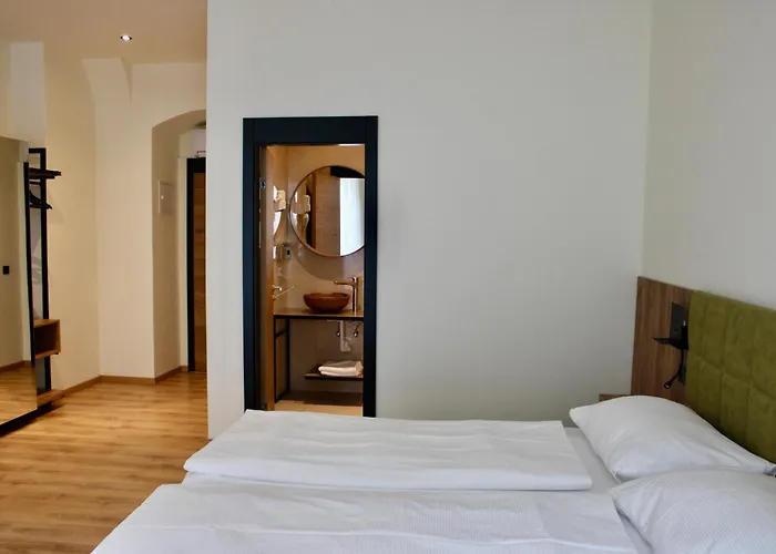 Apartment 24h Self Check-in By H&h *