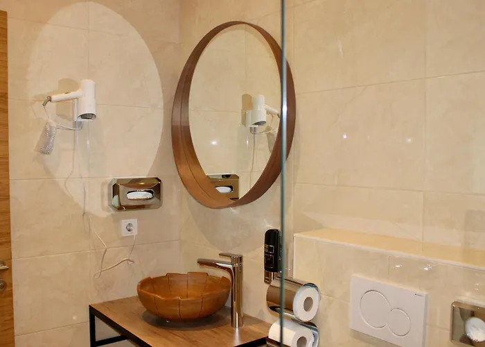 Apartment 24h Self Check-in By H&h *