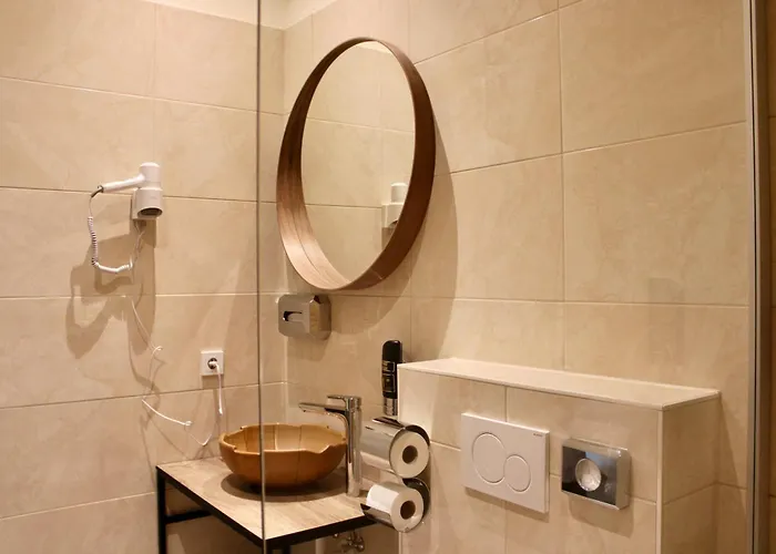 Apartment 24h Self Check-in By H&h